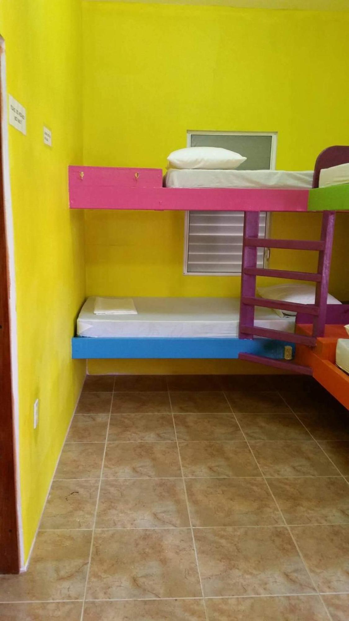 Travellers Palm Backpackers Hostel Caye Caulker Exterior foto