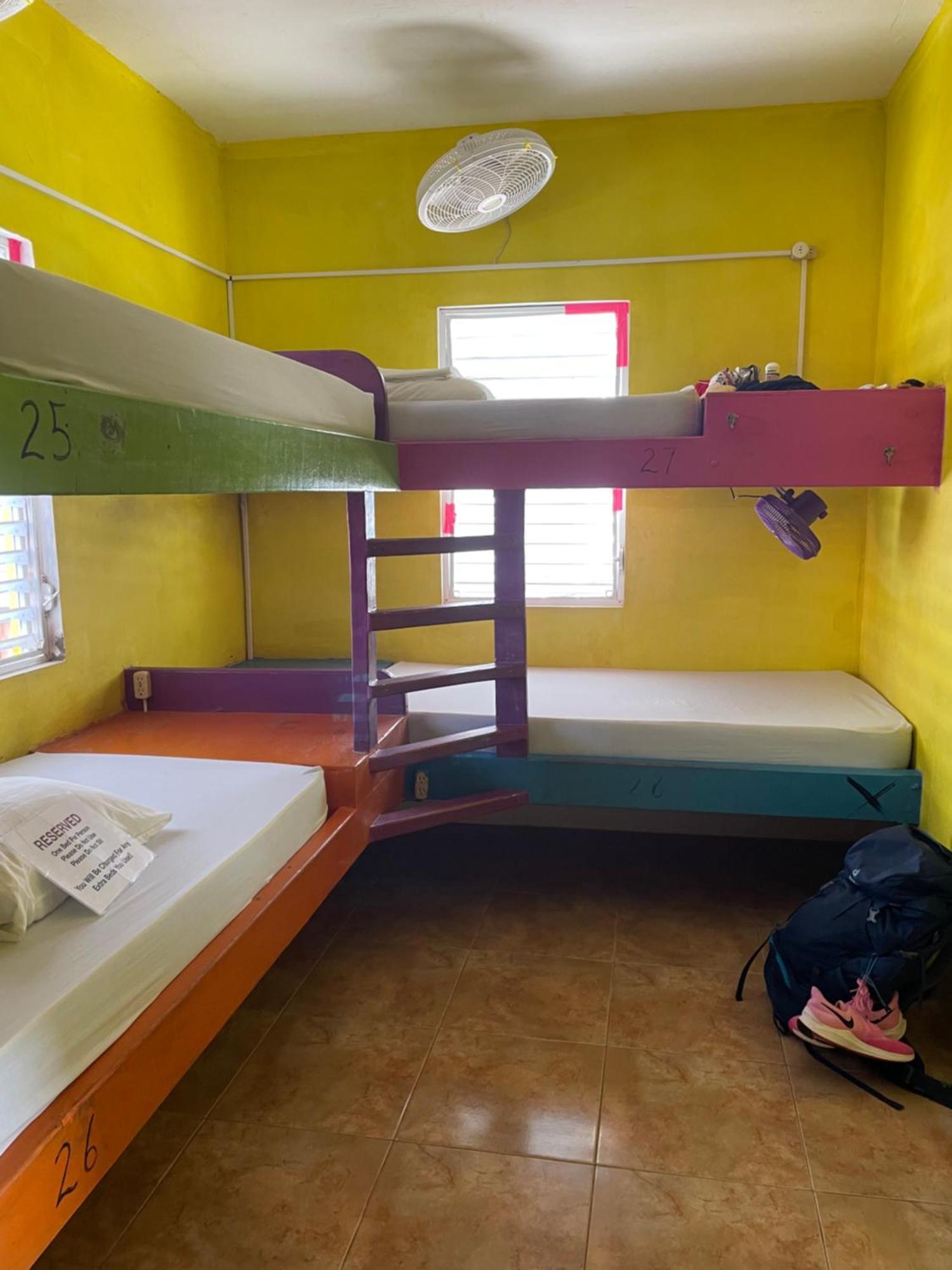 Travellers Palm Backpackers Hostel Caye Caulker Exterior foto
