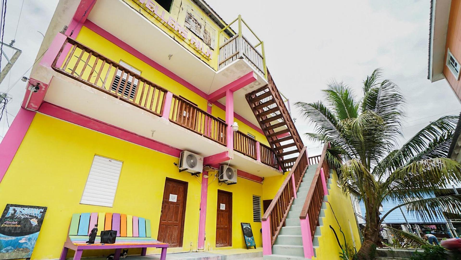 Travellers Palm Backpackers Hostel Caye Caulker Exterior foto