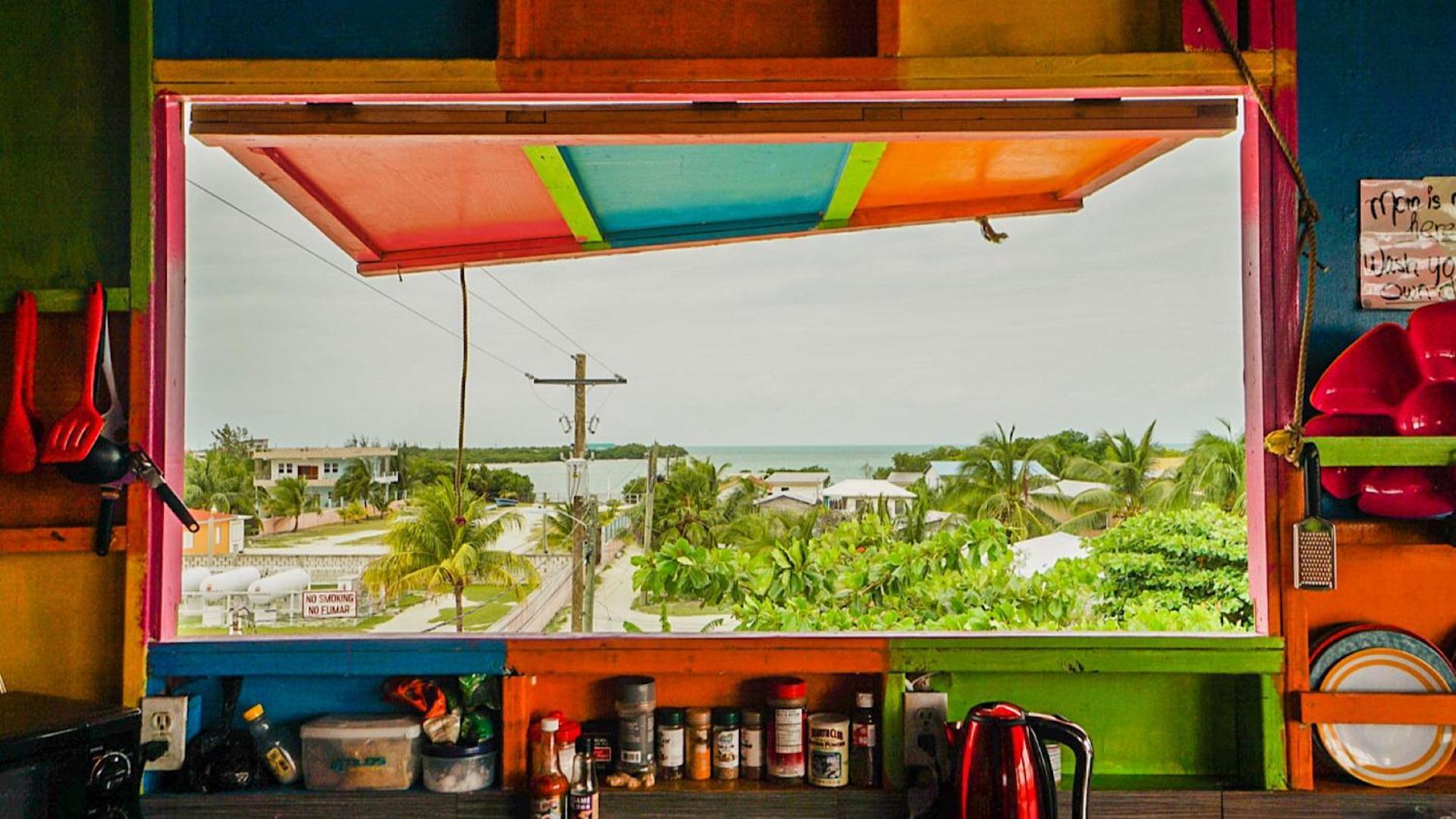 Travellers Palm Backpackers Hostel Caye Caulker Exterior foto